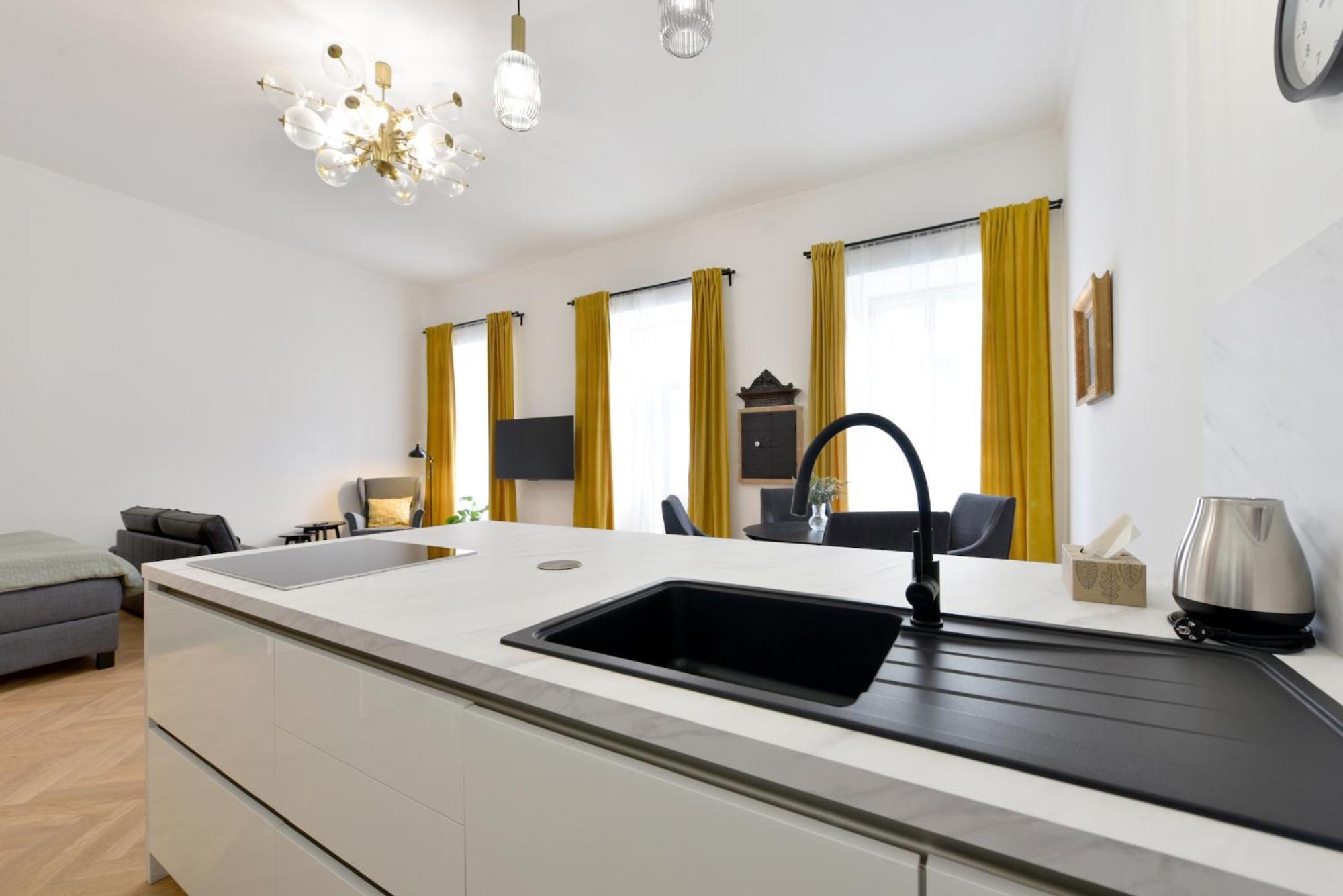 Apartman S Balkonom Trencin Ngoại thất bức ảnh